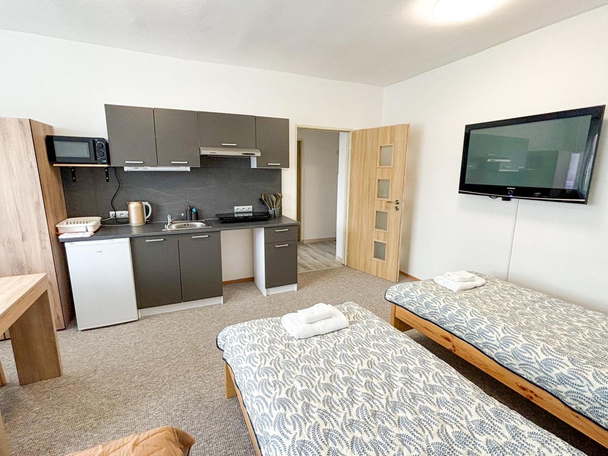 Vivi Apartments Liptovský Mikuláš Extérieur photo